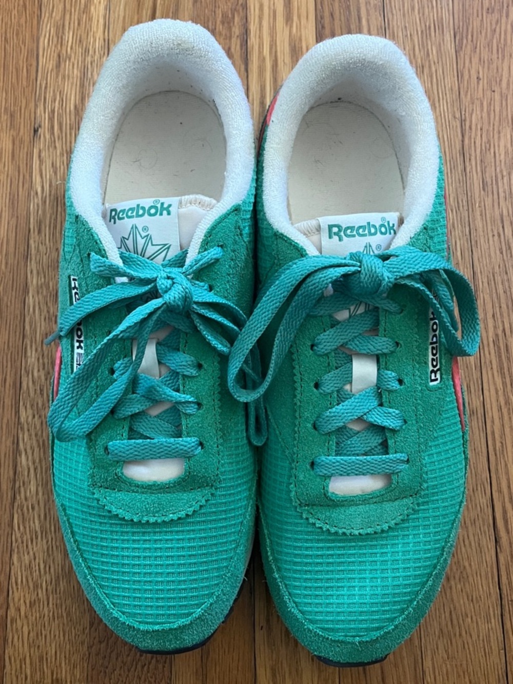 Reebok Classics AZ Green Lace-Up Sneakers with Pink Accents